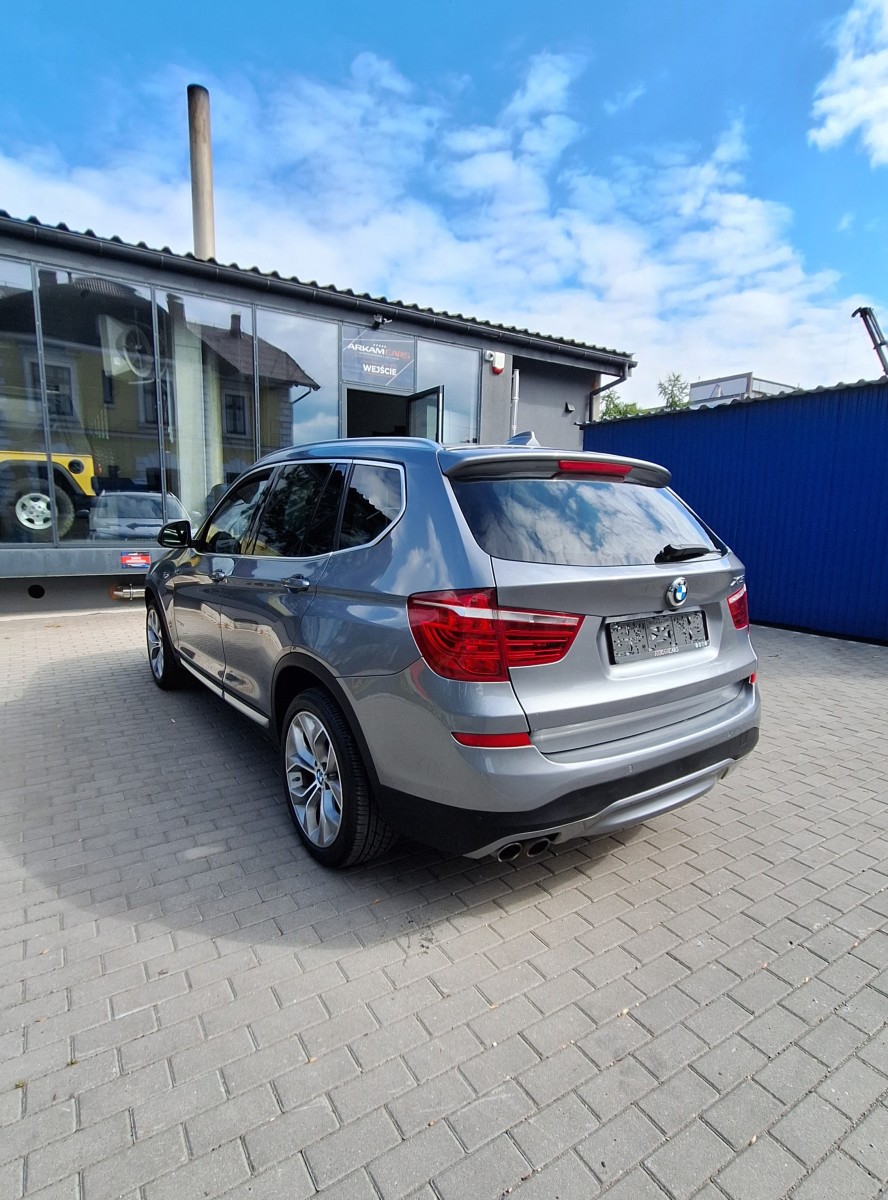 BMW X3 28i