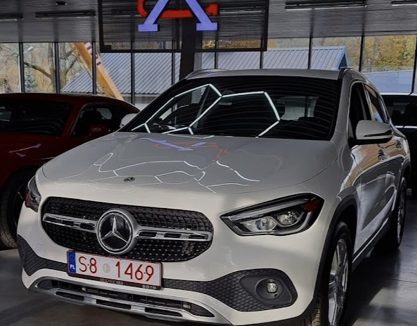 Mercedes Benz GLA 250