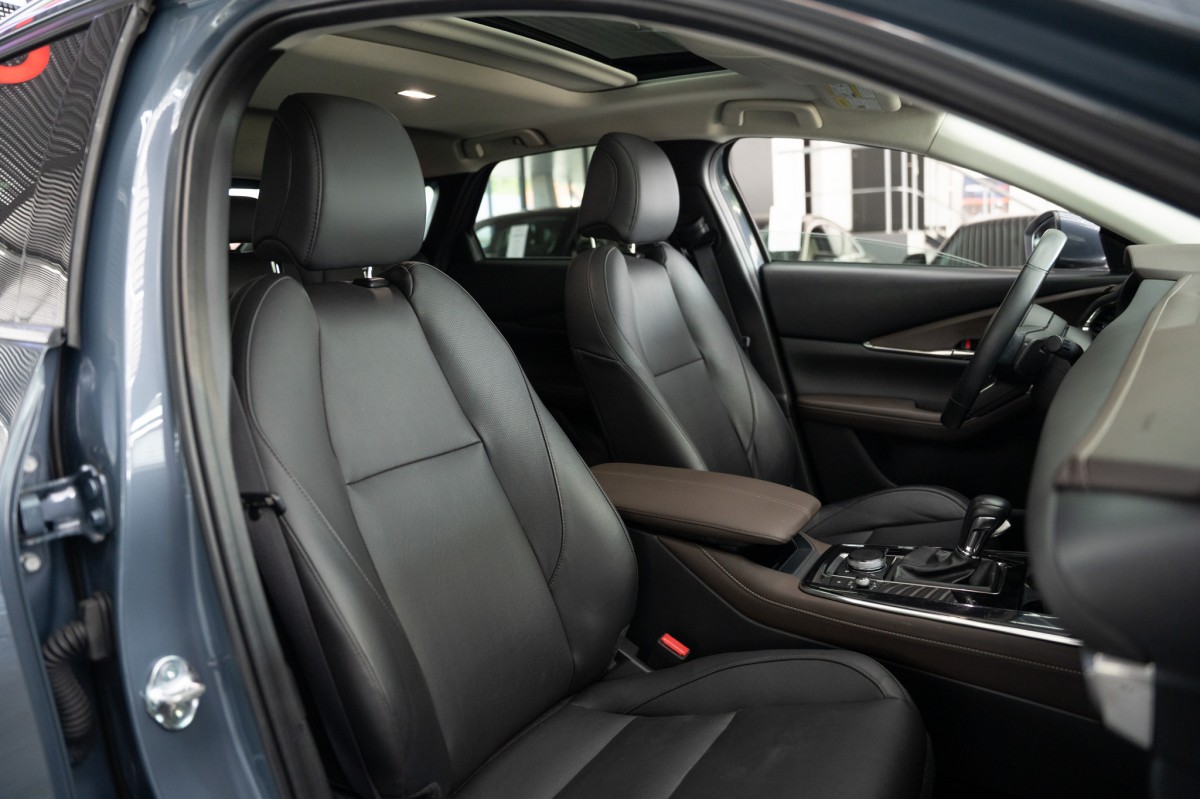 mazdacx-32