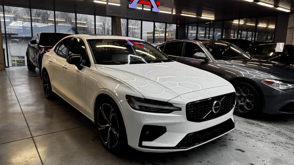 Volvo S60 2024