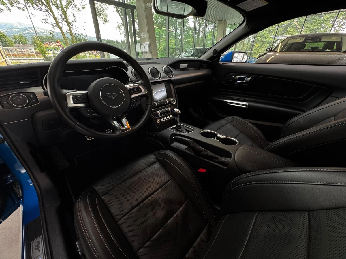 mustang 4